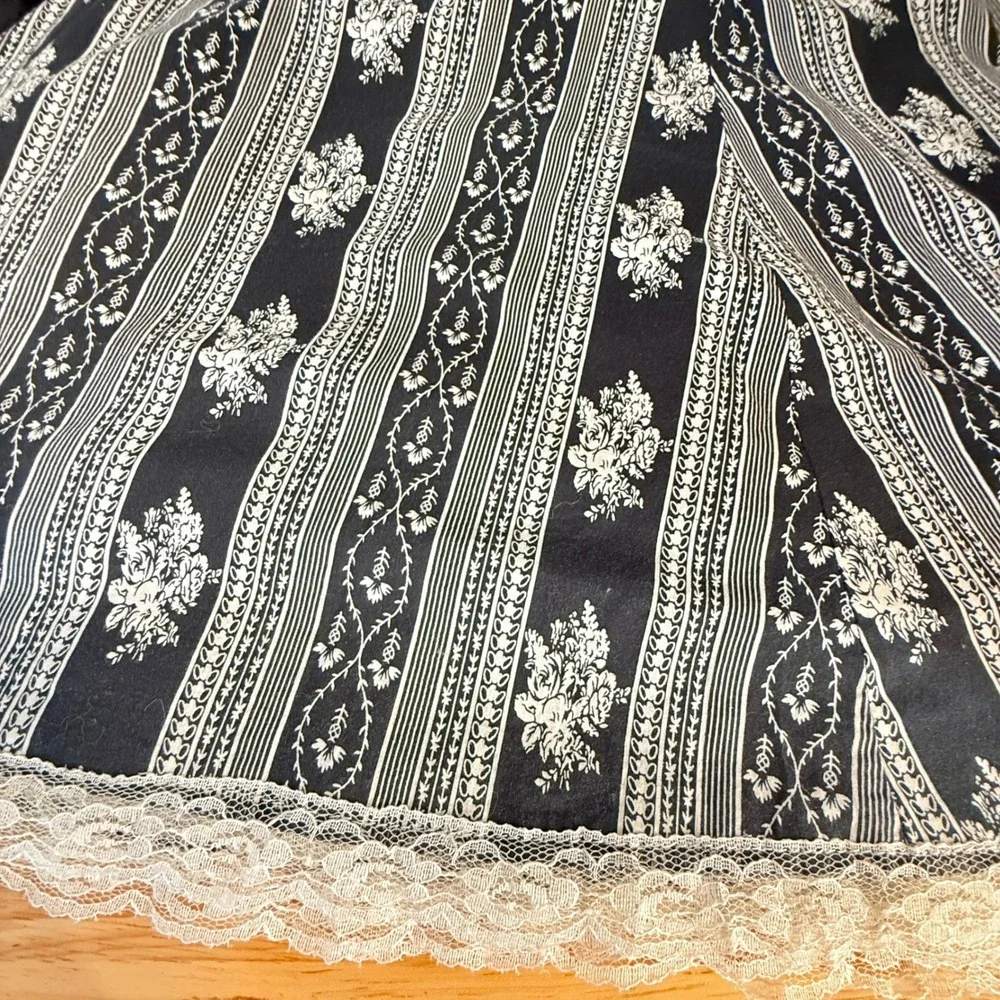 Baranda Women's Skirt‎ Vintage Milkmaid Striped Floral Lace Trim WhimsyGoth 10